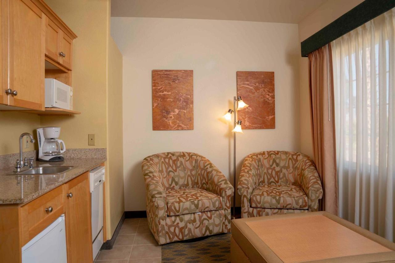 Resort Raintree's Cimarron Golf Palm Springs
