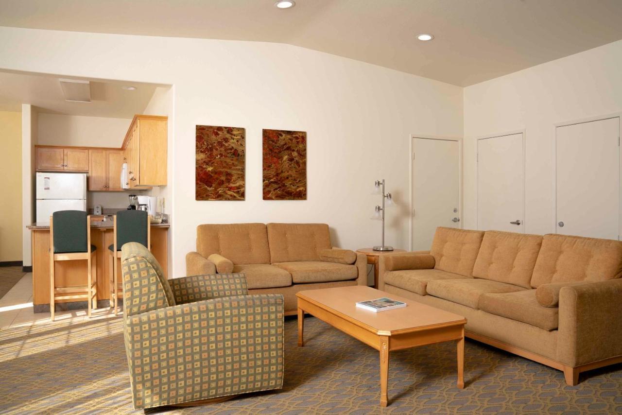 Raintree's Cimarron Golf Palm Springs